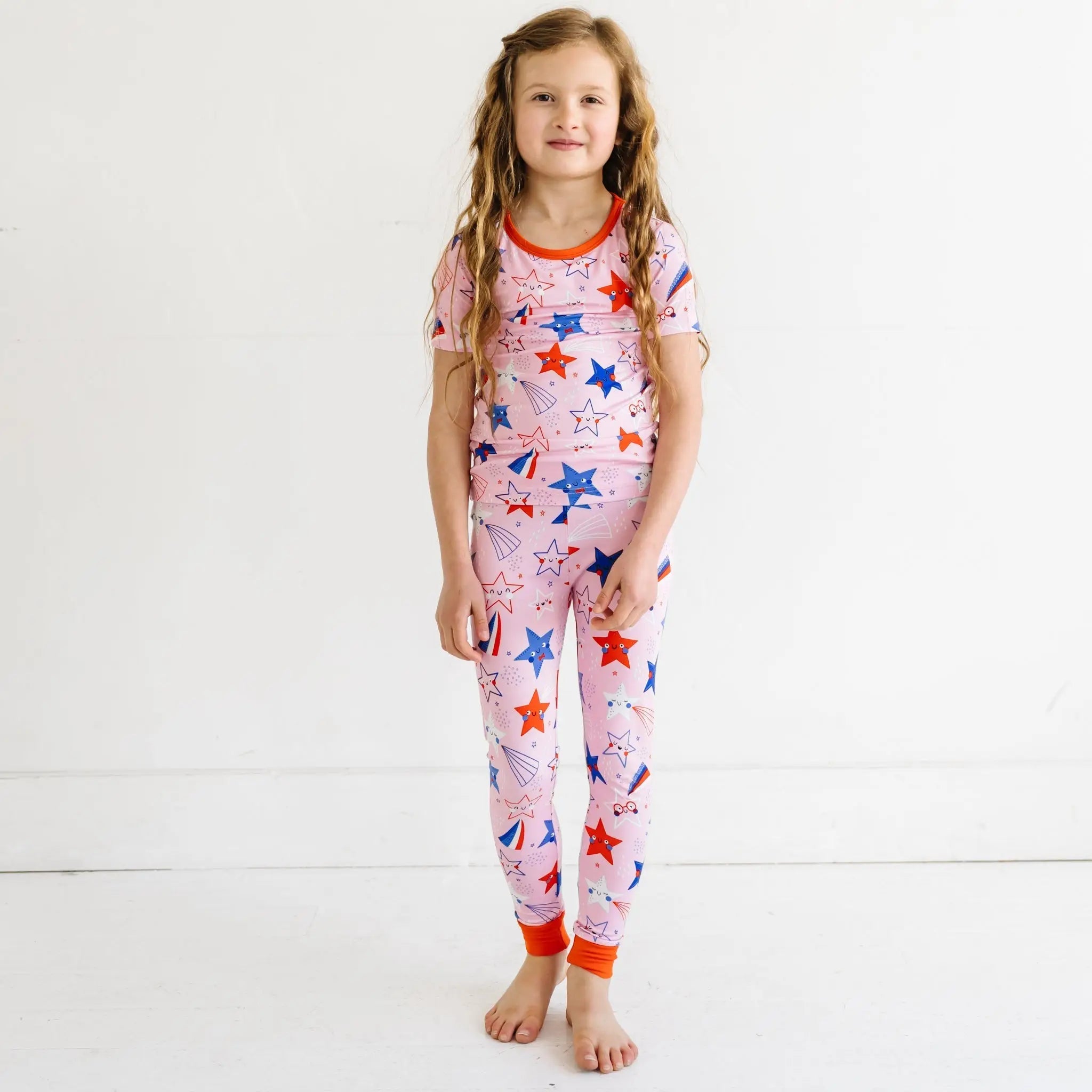 Two piece pajamas with discount feet